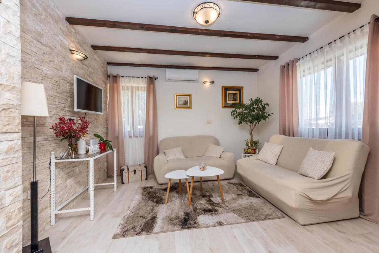 Villa Aldonna Bibinje Exterior foto