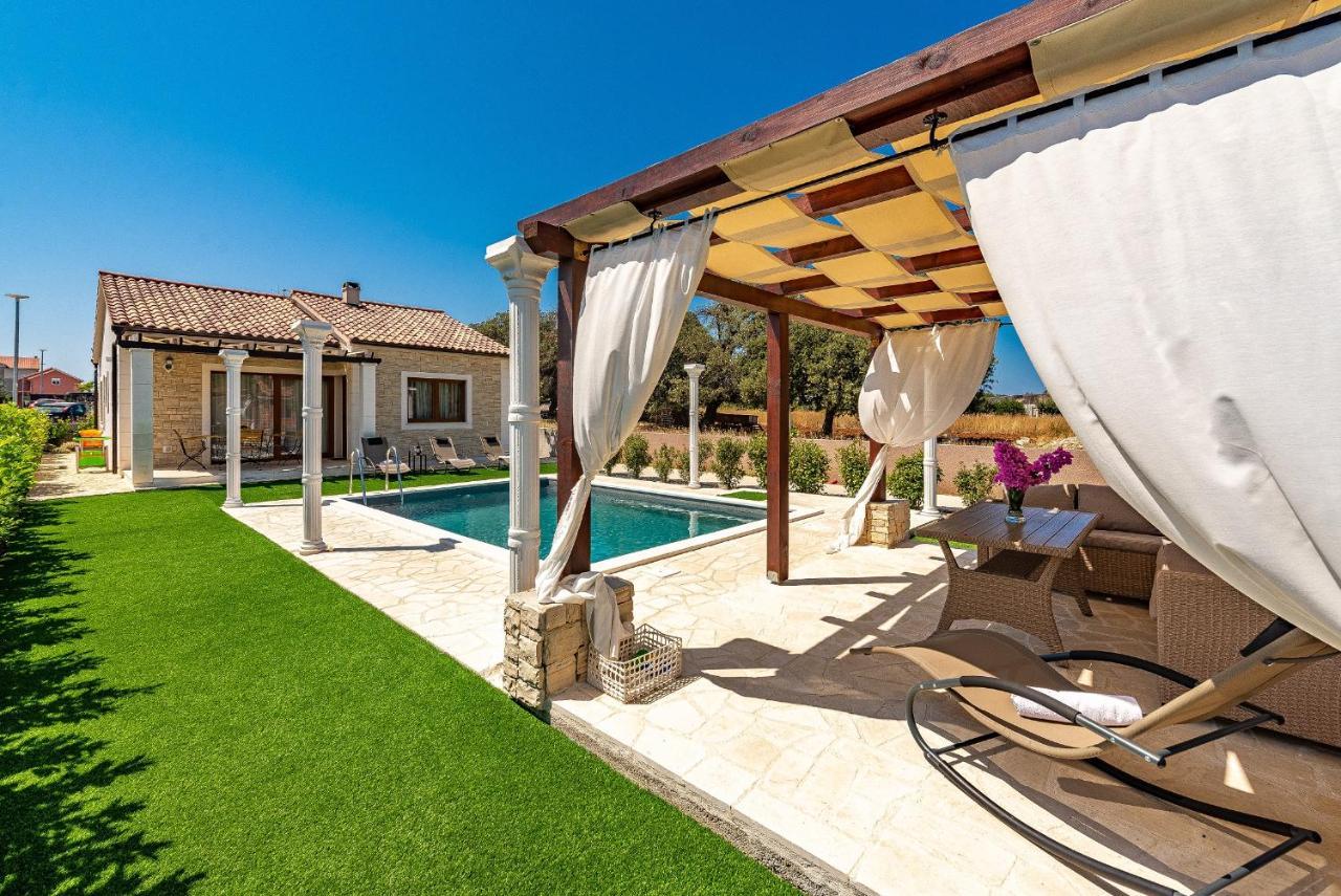 Villa Aldonna Bibinje Exterior foto